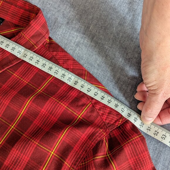 Oakley Regular Fit Button Down Plaid Shirt Red - Size XL - Picture 9 of 12